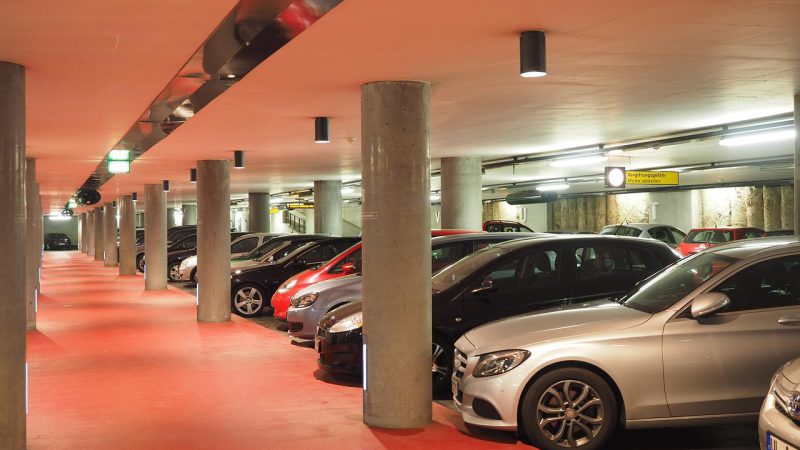 Ograniczniki parkowania i sposób w jaki zmieniają one egzekwowanie zasad parkowania